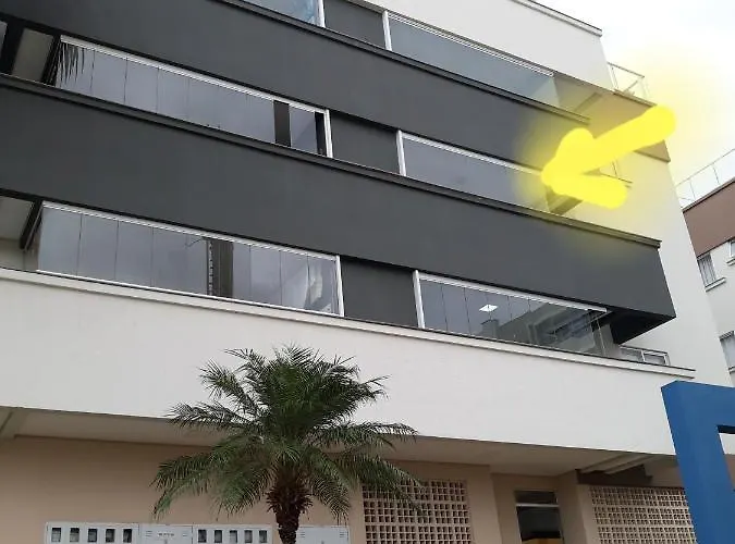 Recanto Cardeal 302-2 Apto 2 Quartos Para 5 Pessoas Bombinhas